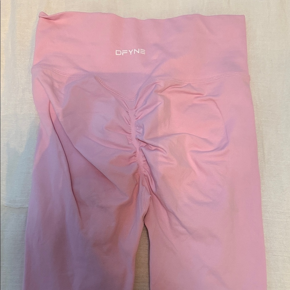DFYNE Women's Pink Leggings